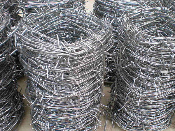 刺鐵絲柵欄圖片4 刺鐵絲柵欄圖片4