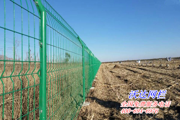 內(nèi)蒙古工業(yè)設(shè)計園光伏圍墻護欄網(wǎng)工程