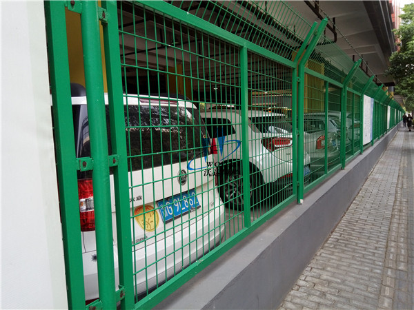 框架護欄網上海嘉定項目工程案例圖片2