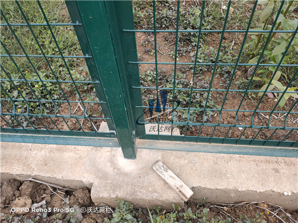 云南機場鋼筋網(wǎng)圍界護欄網(wǎng)圖片3