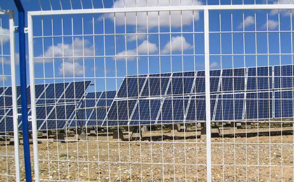 光伏發(fā)電圍欄網