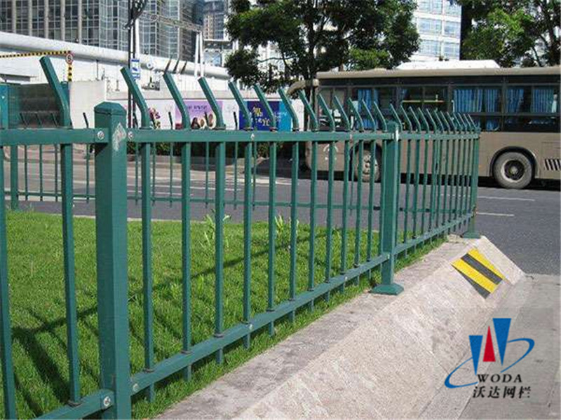 公路護欄網(wǎng)圖片3